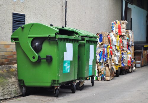 Choosing the Right Waste Removal Service